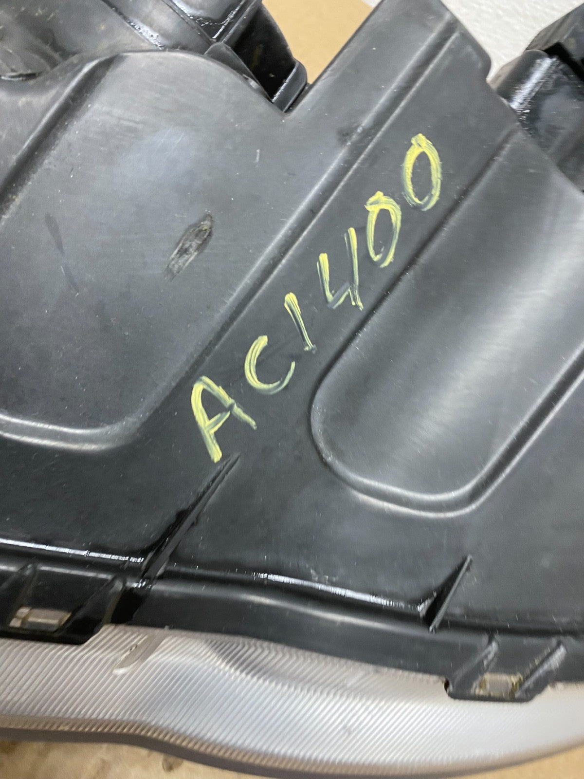 2007 2008 2009 2010 Hyundai Elantra Right Passenger Side Headlight AC1400 DW9