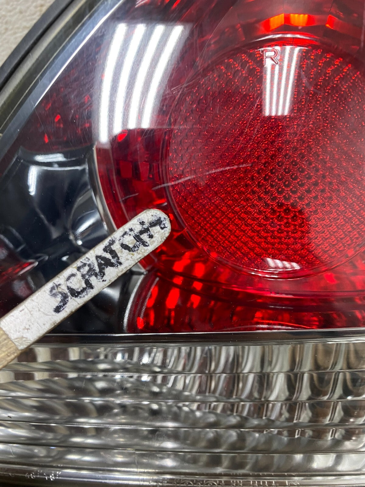 2000-2003 Lexus RX300 Right Passenger Side Rear Inner Tail Light Oem C9926 DG15