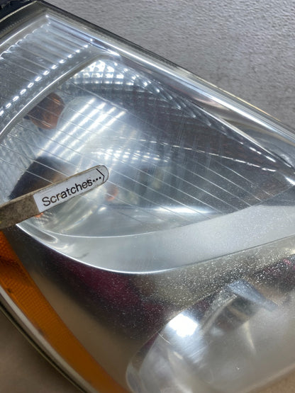 2008-2012 Kia Sedona Right Passenger RH Side Headlight Halogen AE7139 DW3