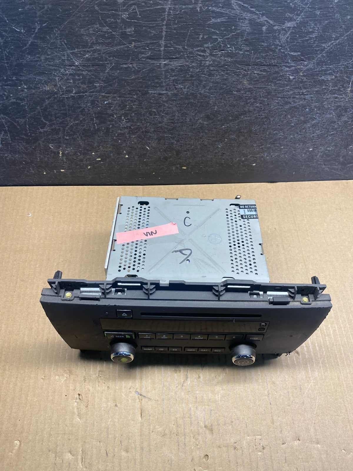 2005-2007 Buick Allure Lacrosse Radio AM/FM Receiver AH1753 DG3