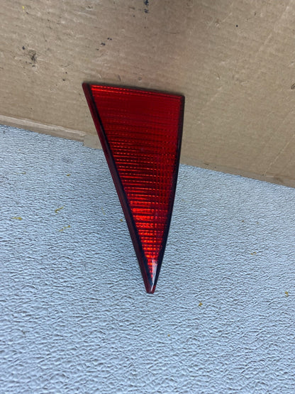 2006-2008 Mitsubishi Endeavor Right Passenger Side Inner Tail Light N9856 DW0