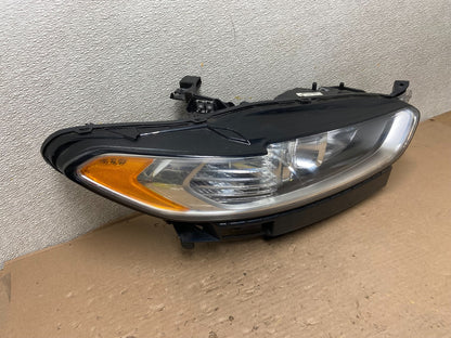 2013 to 2016 Ford Fusion Right Passenger Rh Side Headlight AB0197 DW2