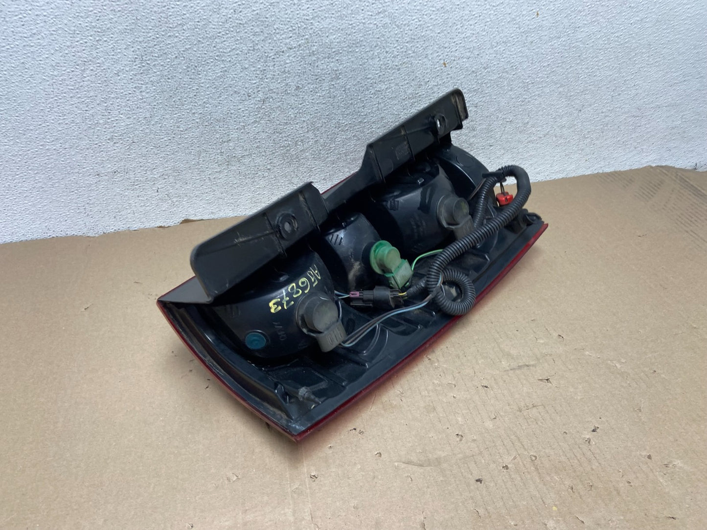 2008-2014 Chevrolet Tahoe Suburban Right Passenger Rh Tail Light AG6873 LK5