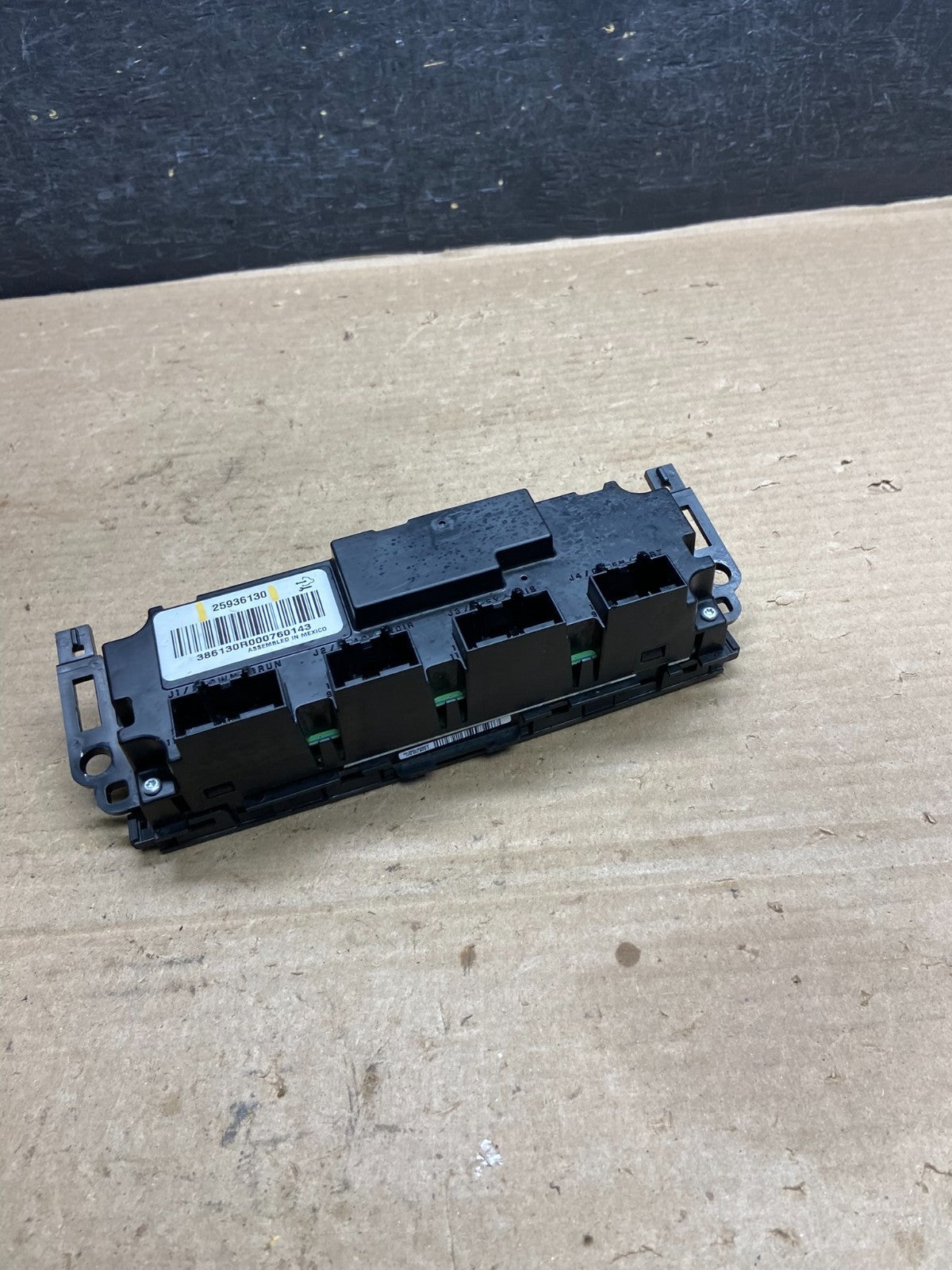2007-2011 GMC Yukon Tahoe Automatic Climate Temperature Temp Control AH3773 DG5