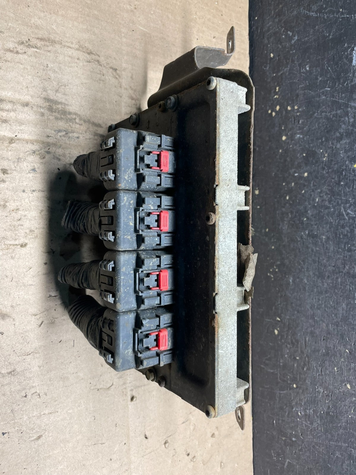 2008 2009 Caravan Town & Country 3.8L Engine Control P68025819AD T7464 DG1