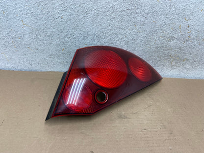 2000 2001 2002 Mitsubishi Eclipse Right Passenger RH Side Tail Light AH9360 LK2