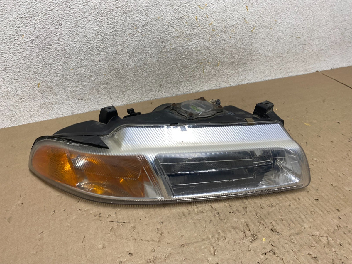 1995 to 2000 Dodge Stratus Right Passenger Halogen Headlight AI2492 DW0