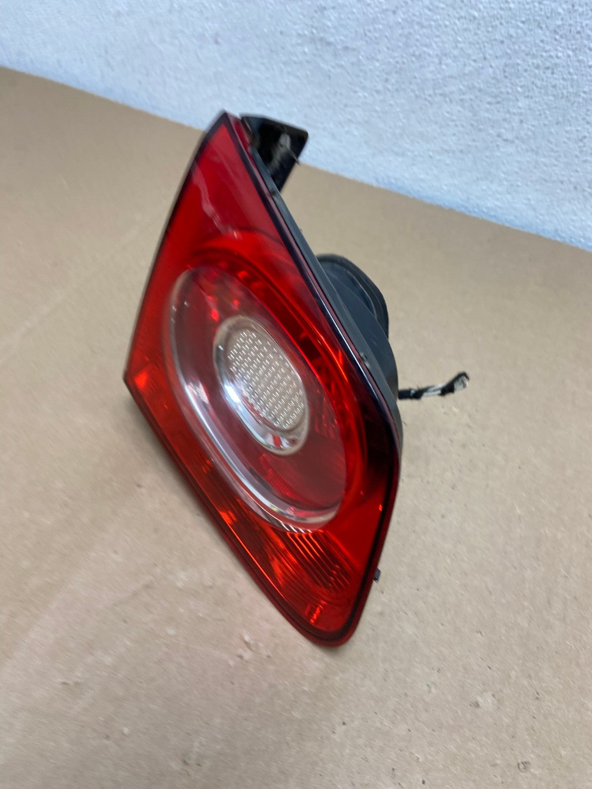 2009-2011 Volkswagen Tiguan Left Driver Side Inner Tail Light OEM AC5593 LK1