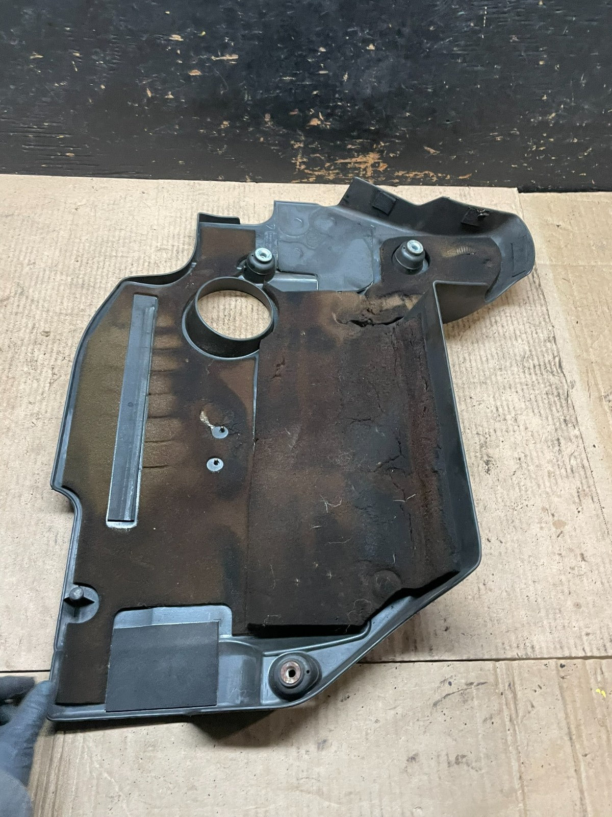 2007 to 2013 Nissan Altima 2.5 L Engine Cover t0268 DG6