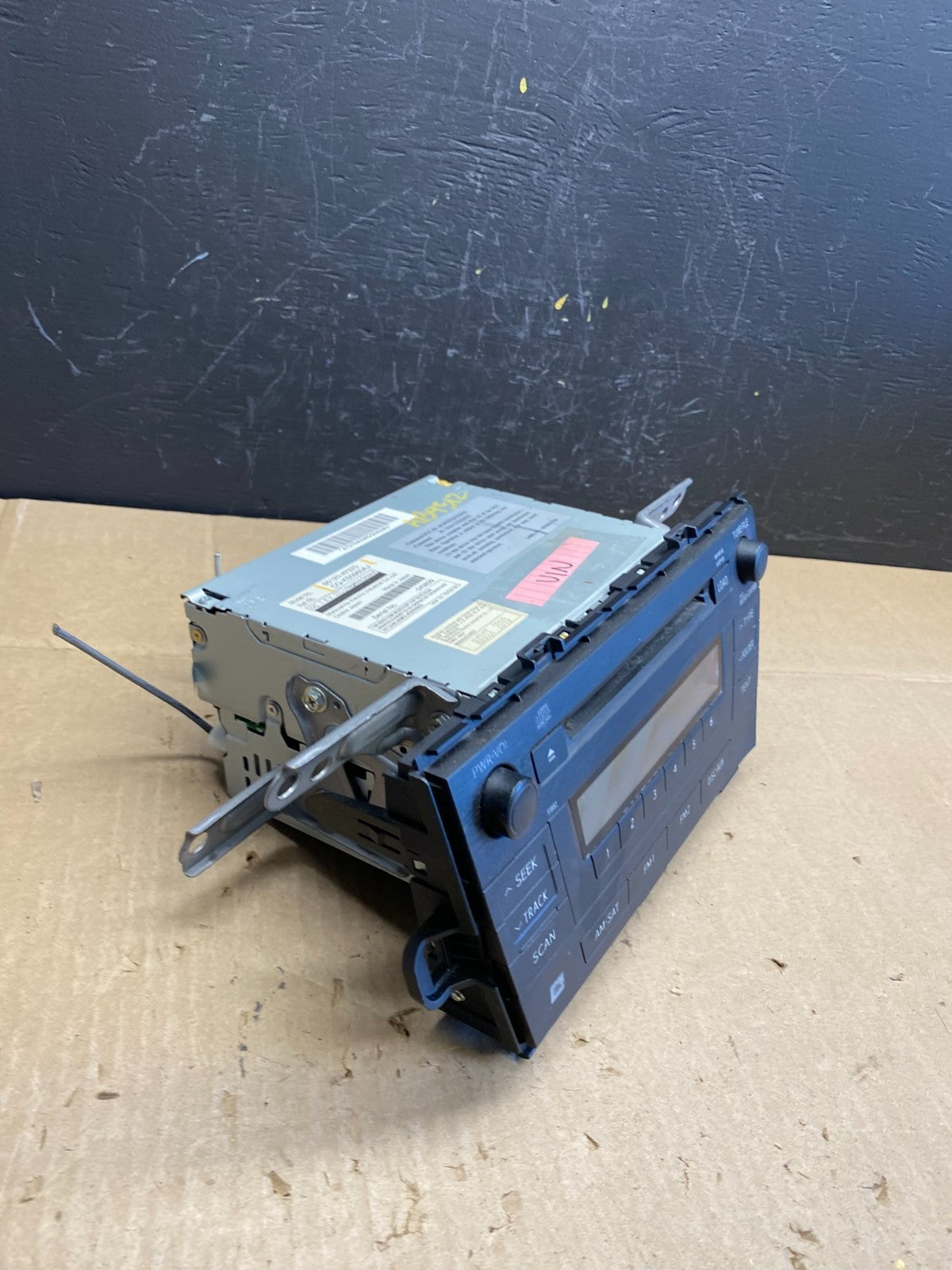 2010 to 2011 Toyota Prius Radio Stereo Receiver Aux Disc CD Player OEM AB9512 DG1