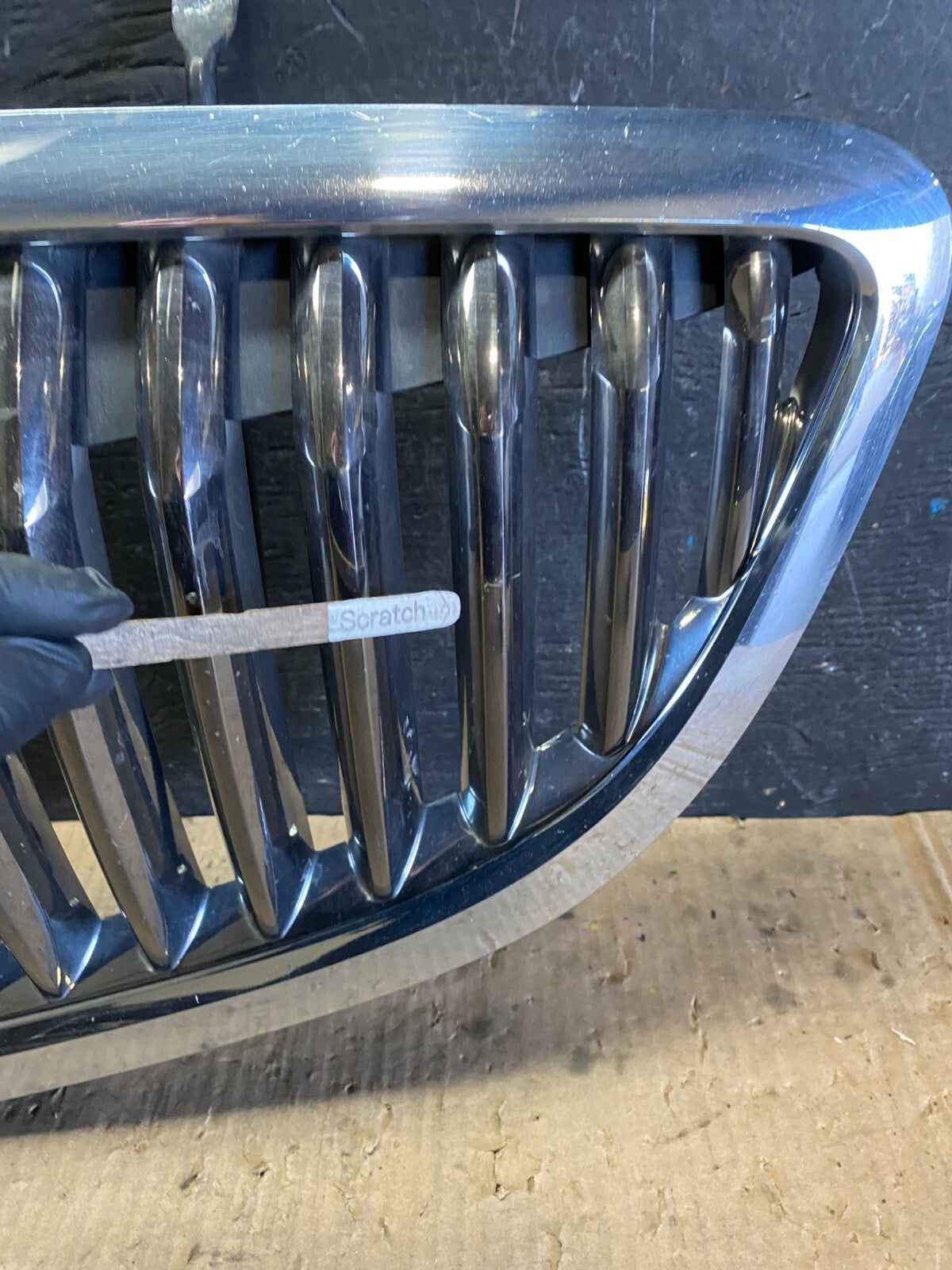 2008 to 2012 Buick Enclave Front Upper Grill Grille Oem J1041 DG5