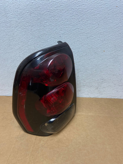 2002 to 2009 Chevrolet Trailblazer Left Driver LH Side Tail Light AD4453 LK2
