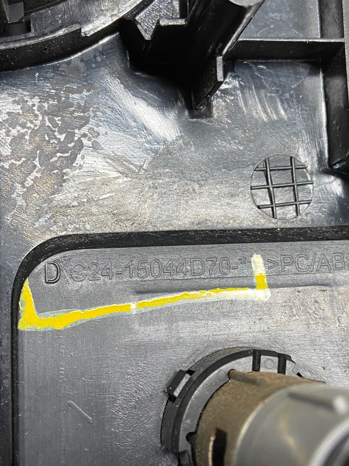 2009 - 2014 Ford E150 E250 Gauge Speedometer Cluster Radio Bezel Trim J4902 DG4