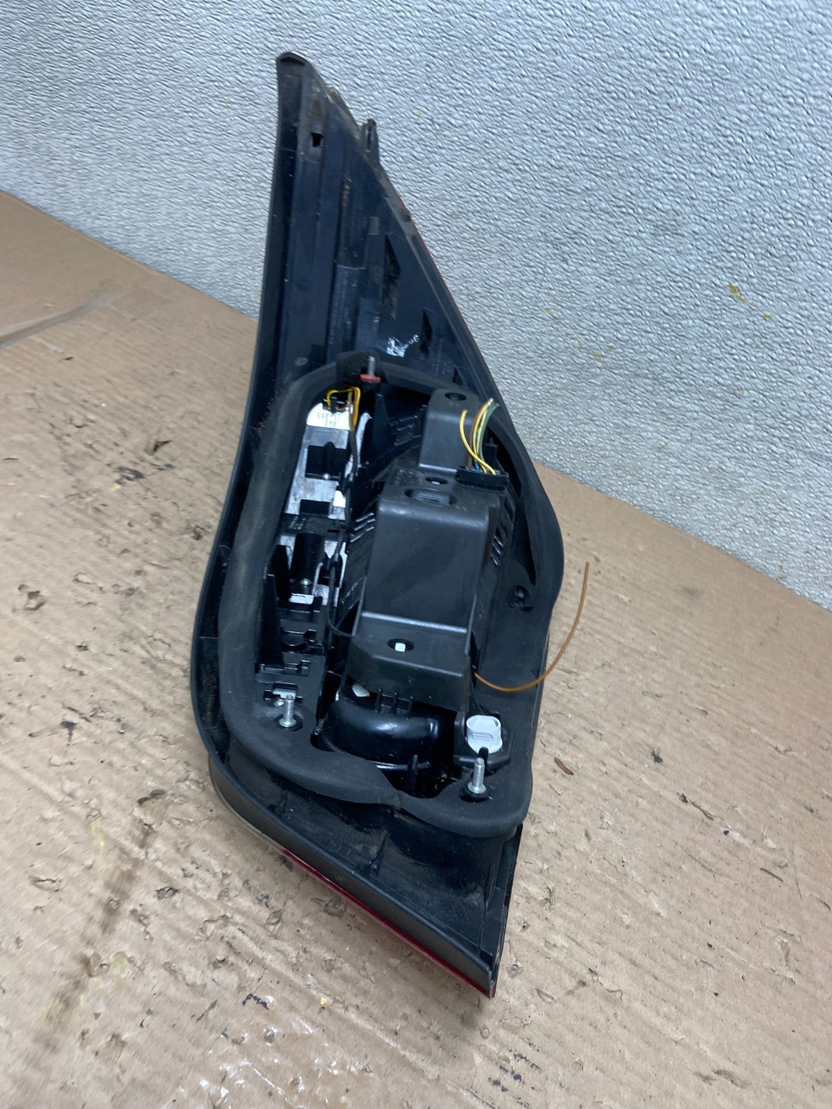 2004 -  2007 BMW 5 Series E60 Left Driver LH Side Tail Light OEM AA9819 LK4