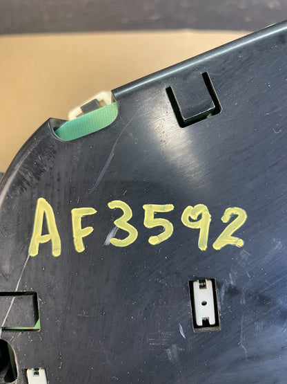 2002 GMC Yukon Speedometer Cluster Gauge AF3592 DG9