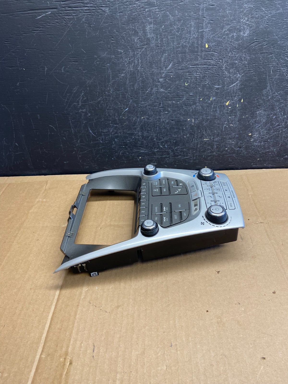 2012-2015 Chevy Equinox Terrain Radio Face Climate Control Panel Bezel AD2086 DG1
