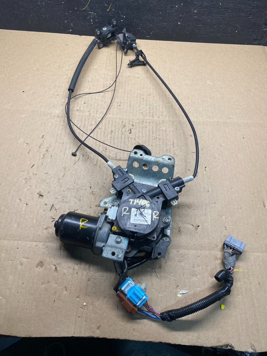 2005 - 2010 Honda Odyssey Rear Right Sliding Door Lock Actuator Motor T1406 DG0