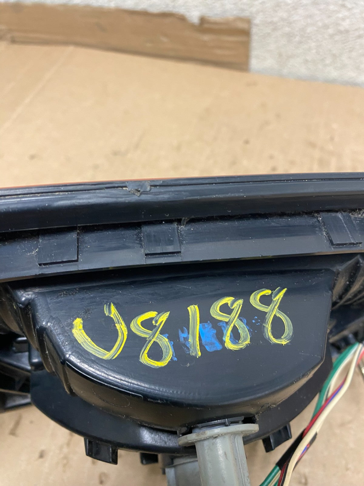 2001 2002 2003 Toyota Sienna Left Driver Lh Side Inner Tail Light U8188 DW7