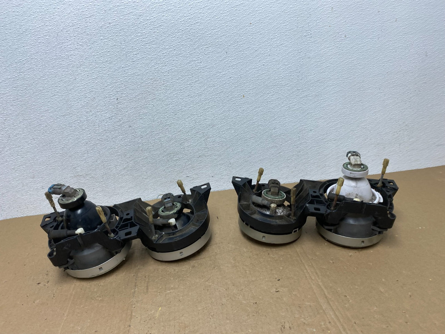 1984- to 1991 BMW 3 E30 Left+Right Set Headlights Projector Halogen AC5792 DG5