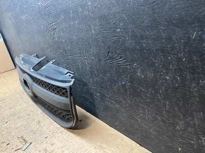 2004 2005 Toyota RAV4 Front Upper Grill Grille N2032 DG Aftermarket1