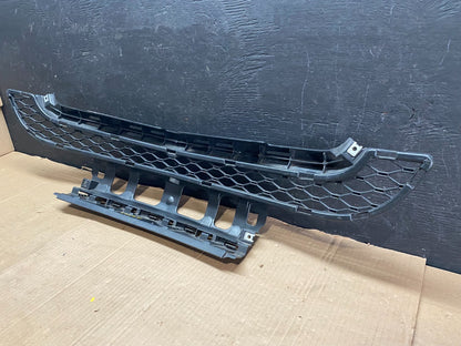 2007 to 2010 Mercedes X164 GL450 GL Front Lower Bumper Grill Grille D3266 DG14