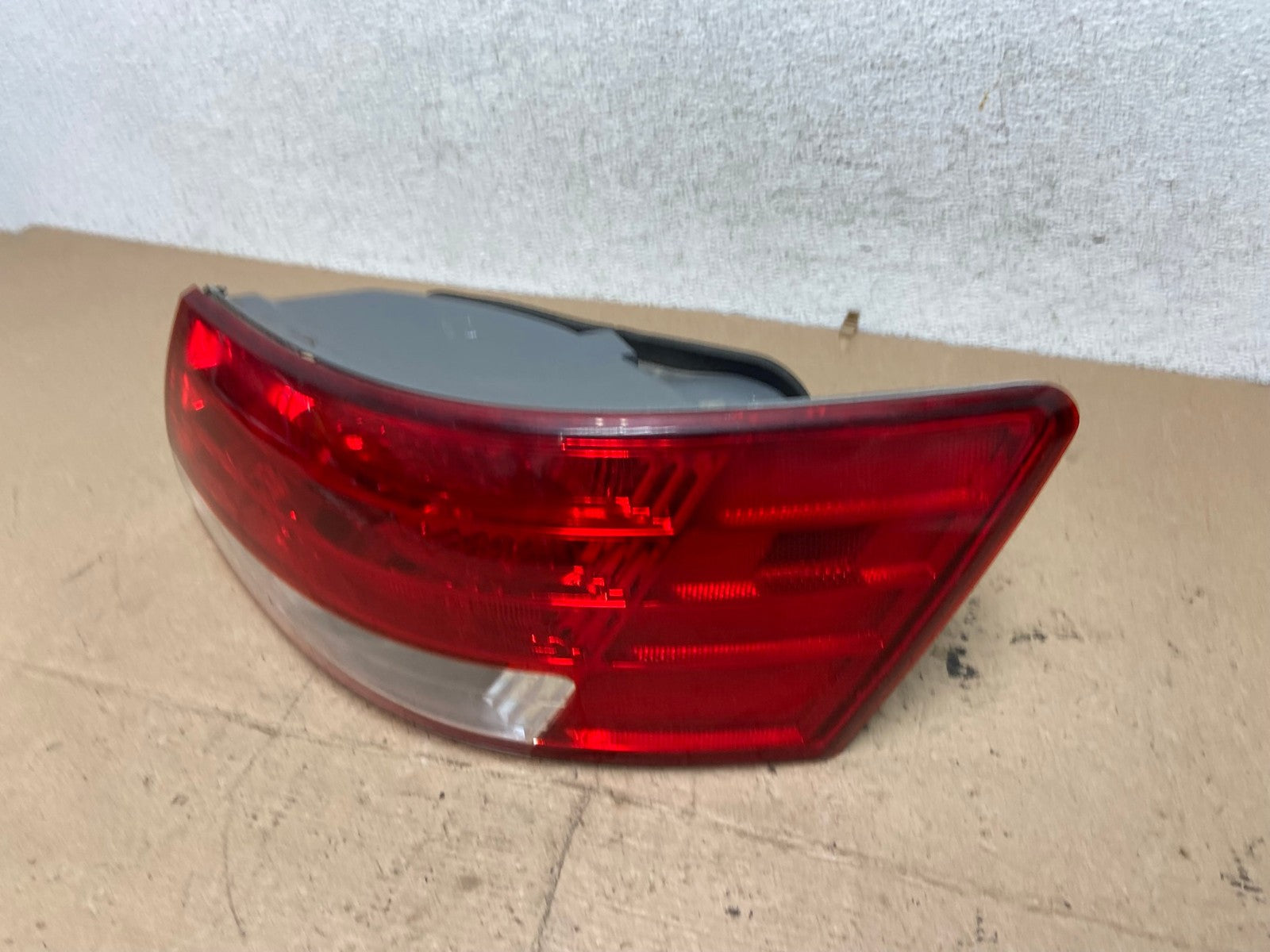 2006 2007 2008 Hyundai Sonata Right Passenger Rh Side Tail Light AF5743 LK1