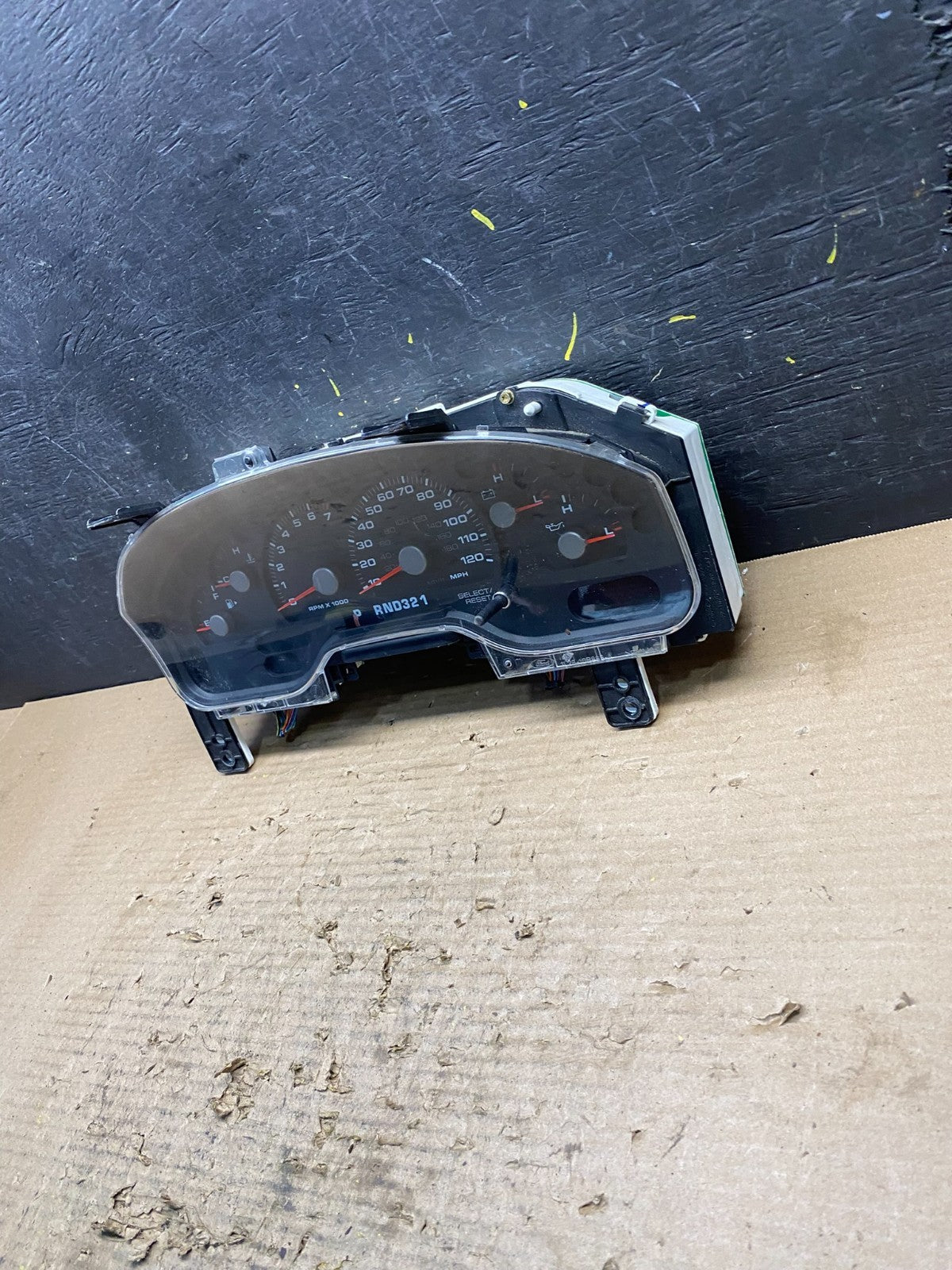 2001 2002 2003 Ford Explorer Speedometer Cluster Gauge S6264 DG1