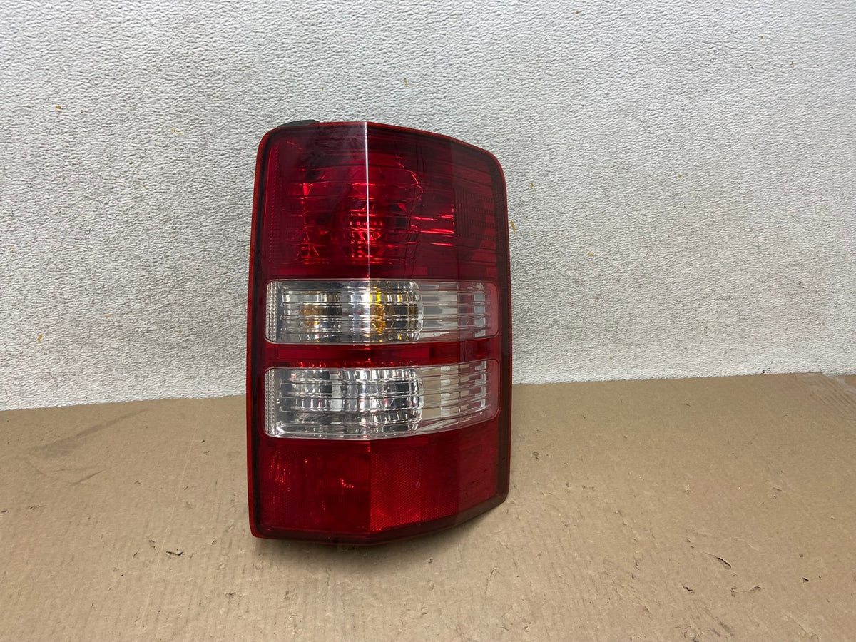 2008 to 2012 Jeep Liberty Right Passenger Rh Side Tail Light AH6924 LK0