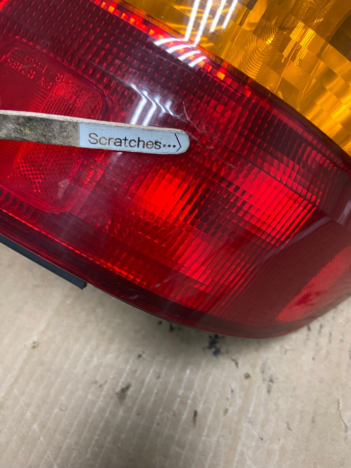 2002 2003 2004 Honda Odyssey Left Driver LH Side Tail Light AG2133 LK3