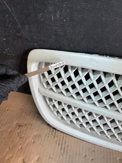2004 to 2005 Kia Sedona Front Upper Grill Grille L9634 PS3