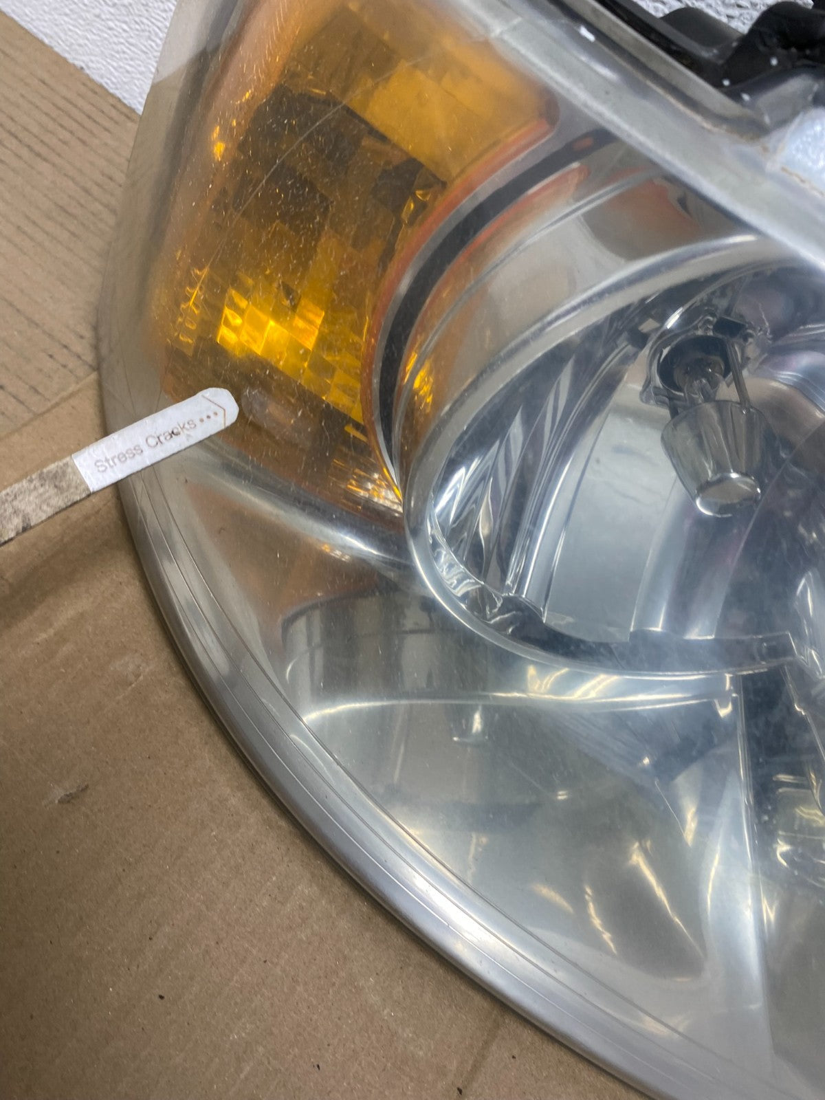2003 - 2006 Ford Expedition Left+Right Side Headlights Halogen AI1148 DW5