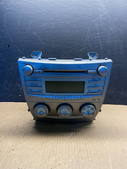 2007 to 2009 Toyota Camry Radio CD Player Climate Control Bezel AF9395 DG0