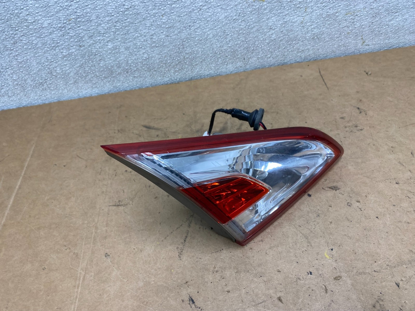 2011-2014 Nissan Murano Left Driver Lh Side Inner Tail Light Oem X5138 DW2