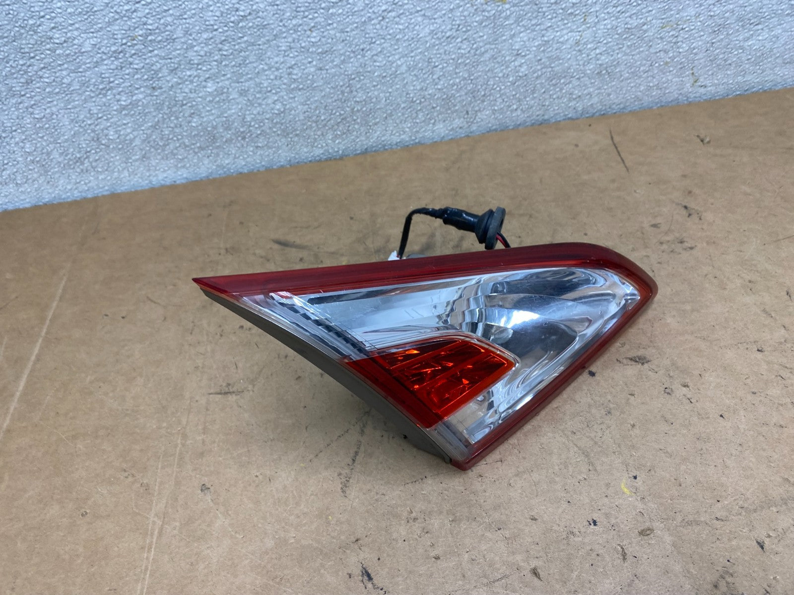 2011-2014 Nissan Murano Left Driver Lh Side Inner Tail Light Oem X5138 DW2