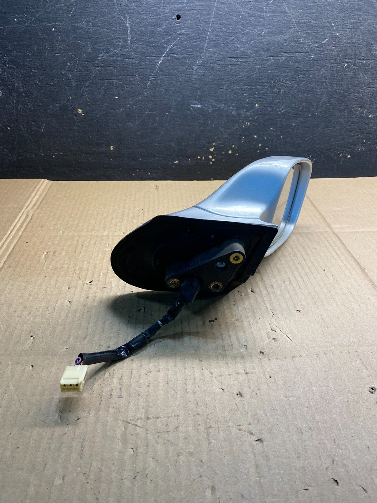 2000 to 2005 Toyota Celica Right Passenger RH View Door Mirror OEM AB0552 MS9