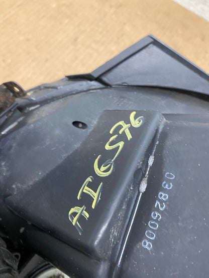 2005 to 2006 Kia Sportage Right Passenger RH Halogen Headlight DEPO AI6576 DW9