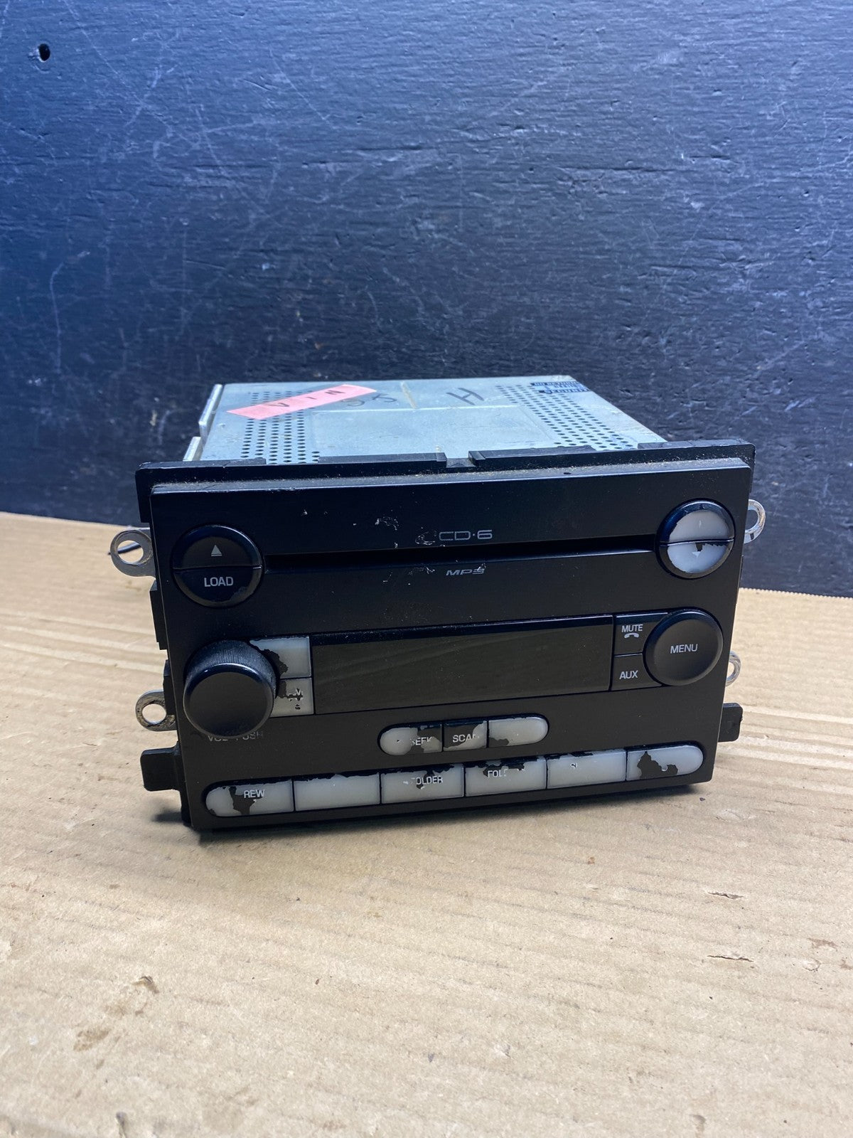 2005 to 2007 Ford Five Hundred Montego Radio CD Player AE4756 DW0