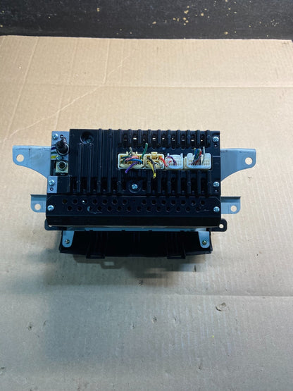 2004 to 2010 Toyota Sienna AM FM CD WMA Mp3 Radio Receiver Z0540 DG5