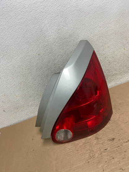 2004 2005 2006 2007 2008 Nissan Maxima Right Passenger Tail Light AI1071 LK2
