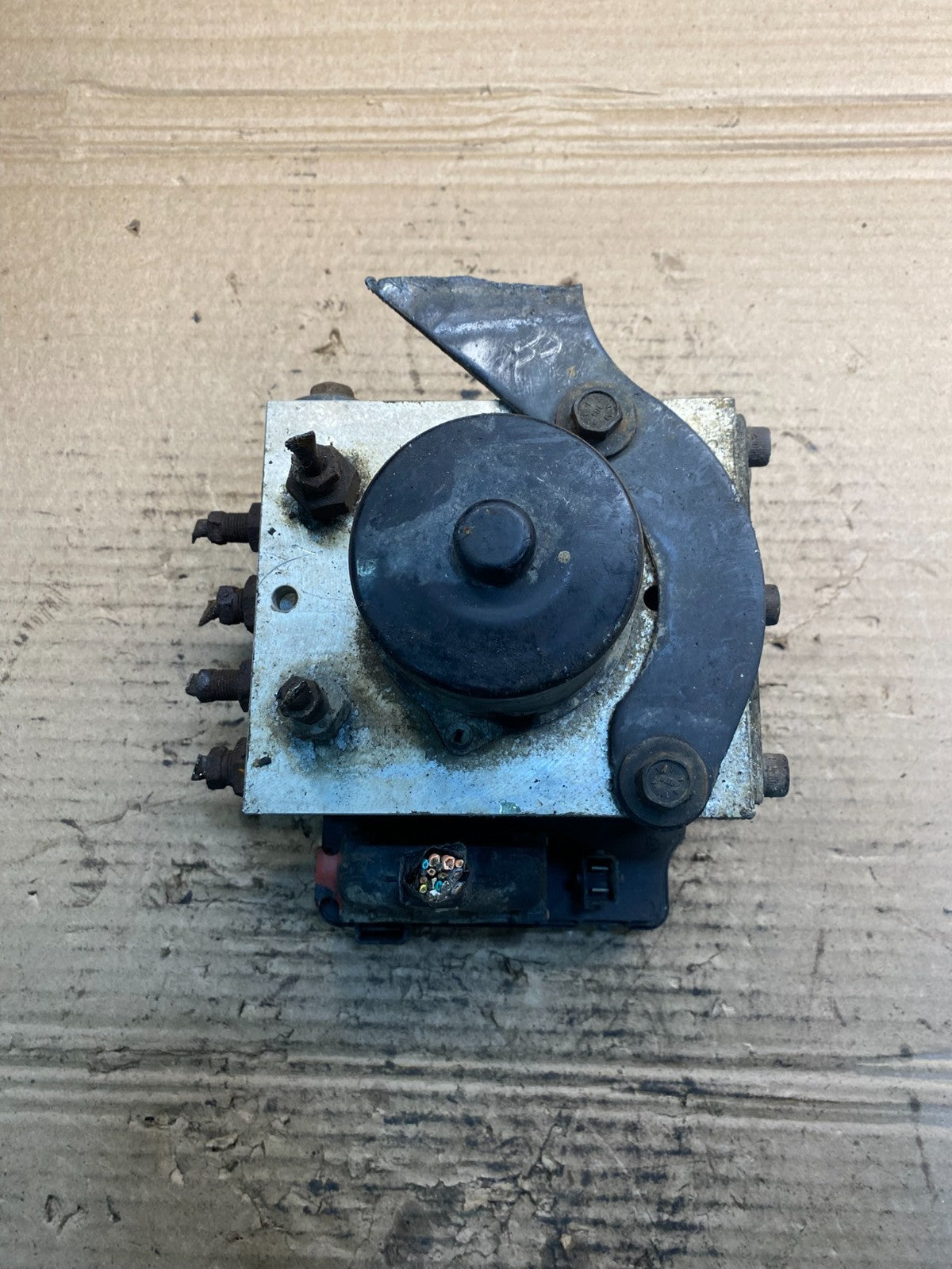 Wabco ABS Pump Hydraulic W/ Module P/N 4460470002 AA3315 DG1