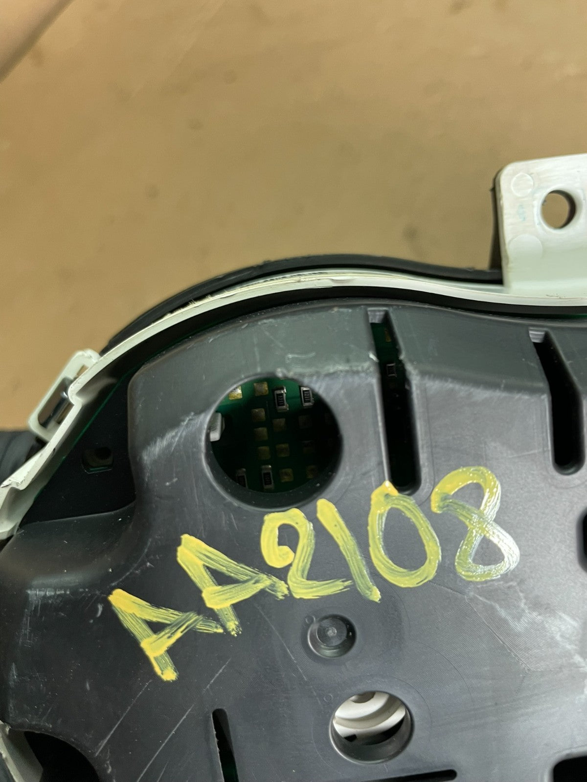 2014 to 2015 Kia Optima Speedometer Cluster Gauge Oem AA2108 DG9