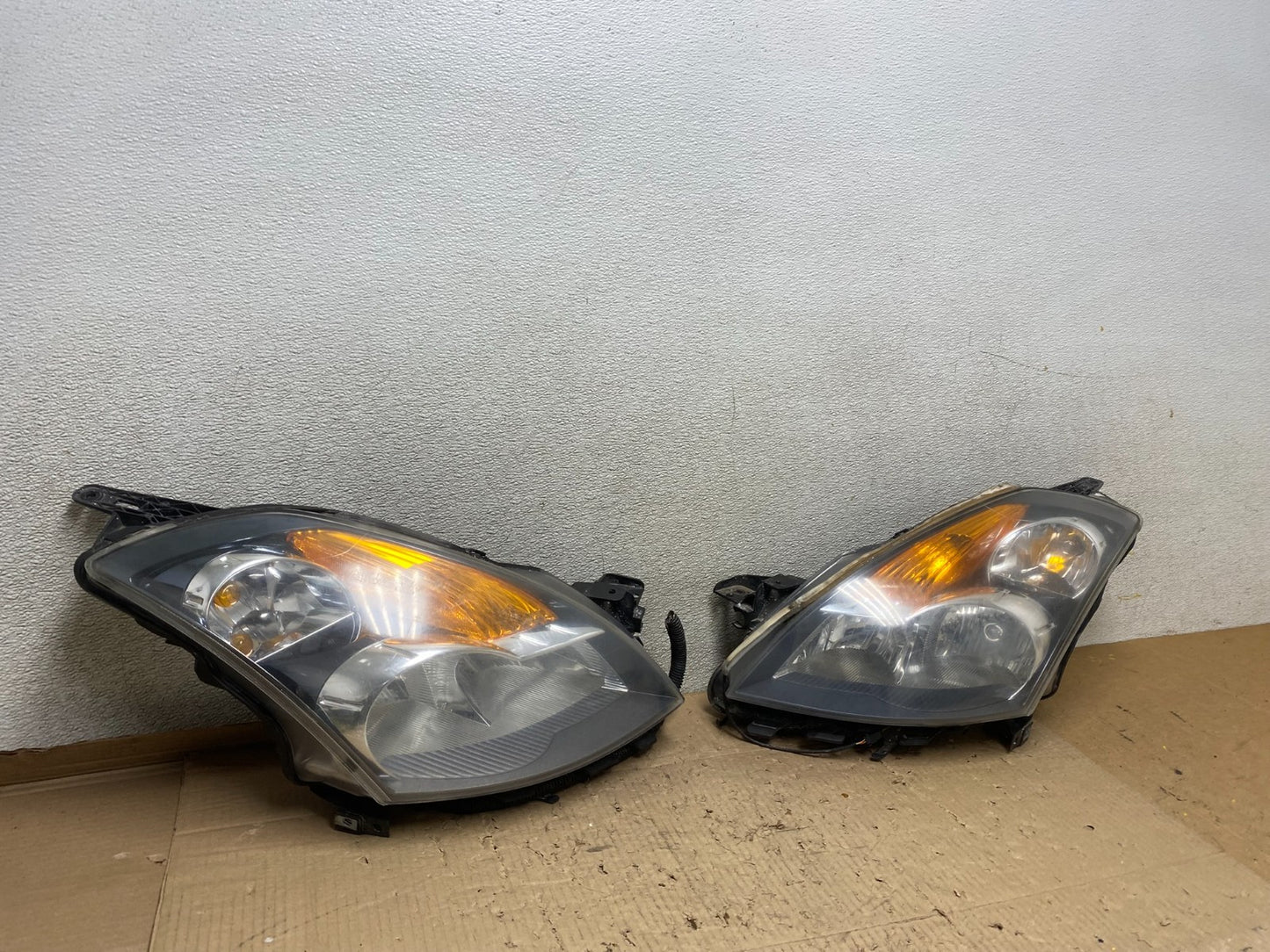Sedan 2007 2008 2009 Nissan Altima Left+Right Set Headlights U6511 DW2