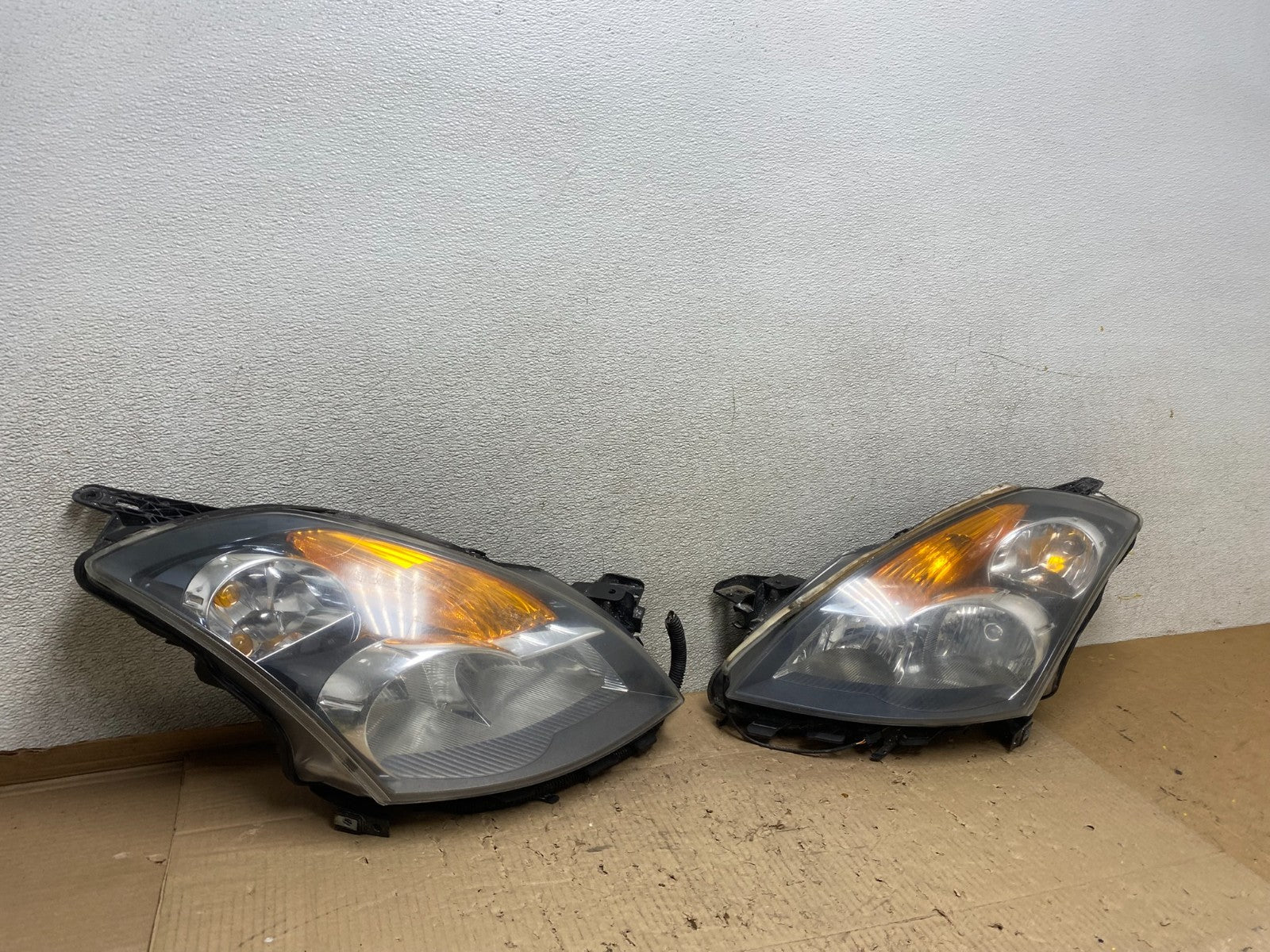 Sedan 2007 2008 2009 Nissan Altima Left+Right Set Headlights U6511 DW2