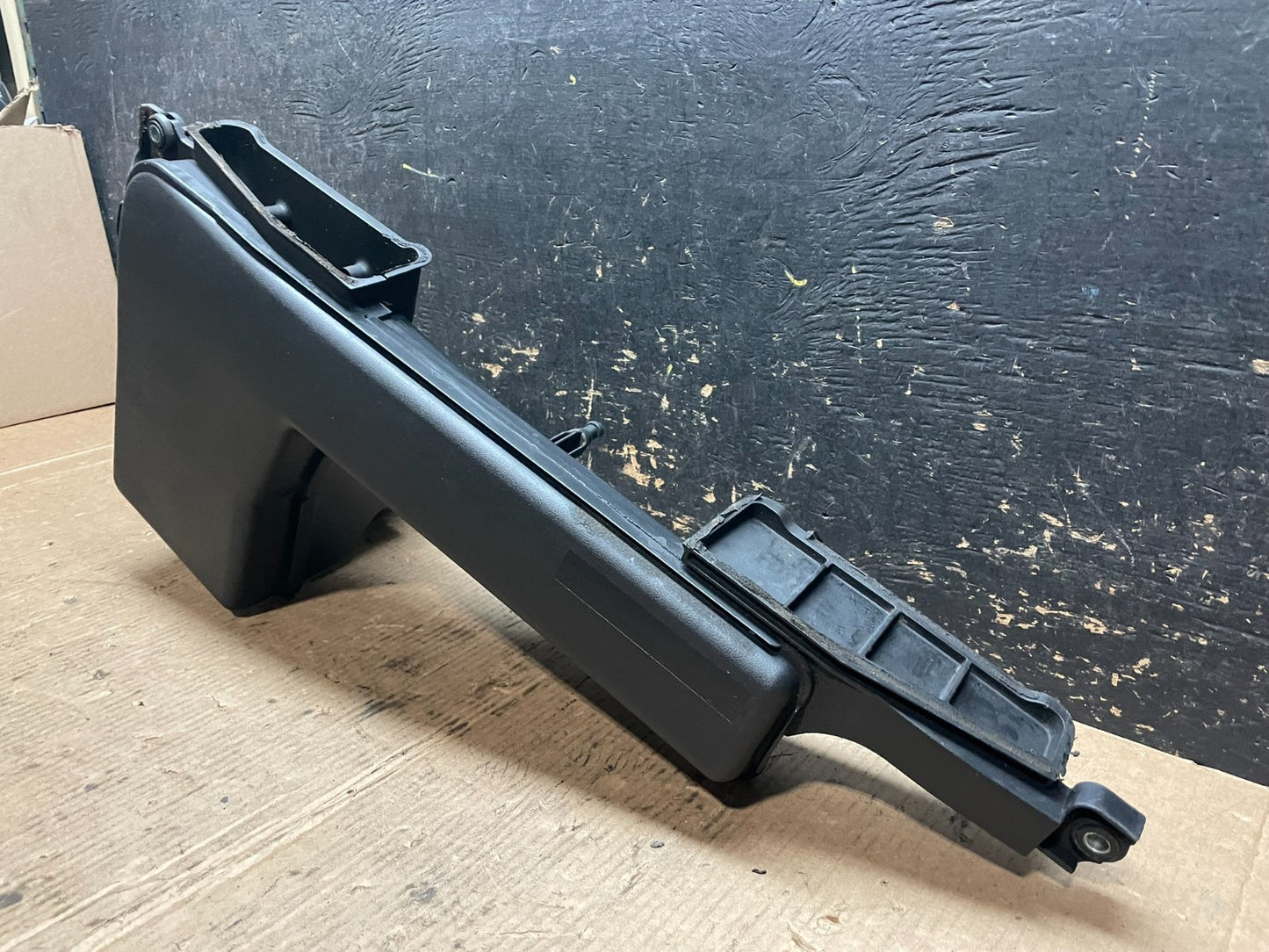 2013-2016 Nissan Pathfinder Upper Air Intake Duct OEM Z6076 DG2