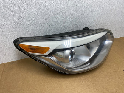 2014 - 2018 Kia Soul Right Passenger RH Projector Halogen Headlight AE2987 DG2
