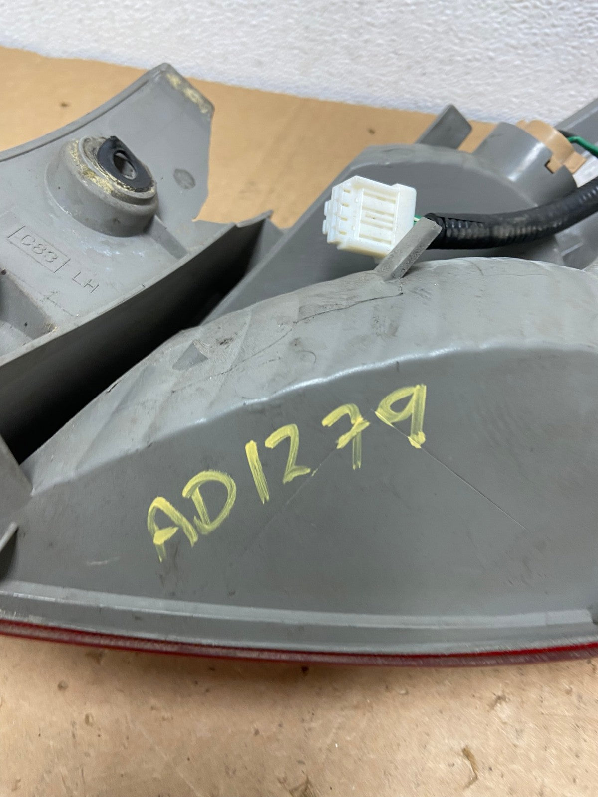 2008 to 2015 Nissan Rogue Left Driver Lh Side Tail Light AD1279 LK7