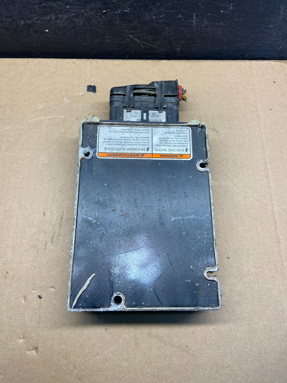 1999 to 2003 Ford F250 7.3L Diesel Driver Fuel Injector Control Module af9031 DG1