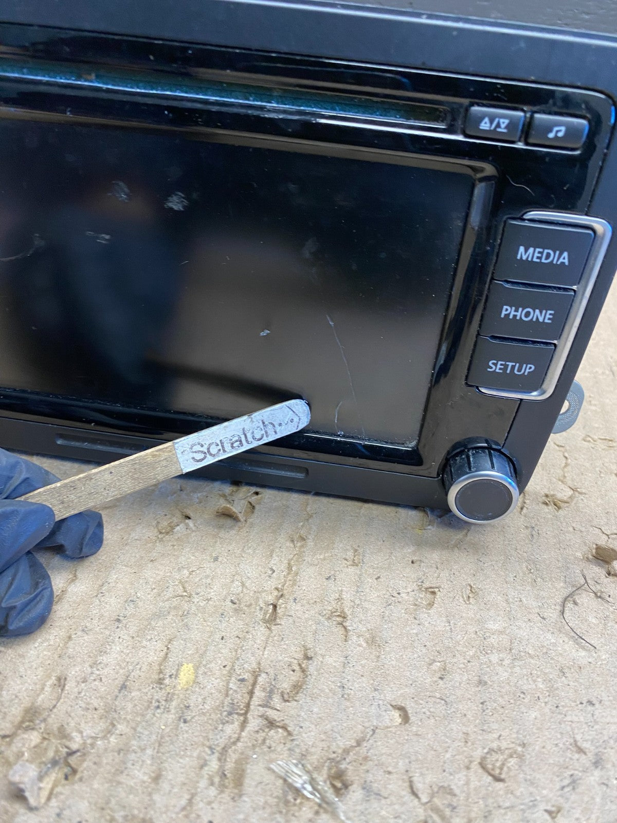 2011 to 2014 Volkswagen Passat Jetta Radio CD Player AM/FM Media AB5662 DG1