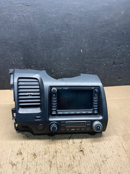 2006 - 2011 Honda Civic Radio AM/FM Climate Control Air Vent Bezel  Q2031 DG0