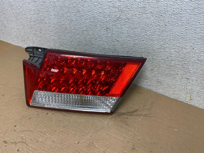 2006 2007 2008 2009 Hyundai Azera Right Passenger Inner Tail Light Oem R0517 DW2